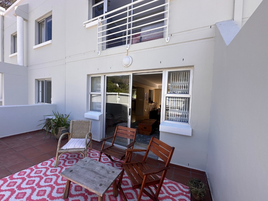 4 Bedroom Property for Sale in Higgovale Western Cape